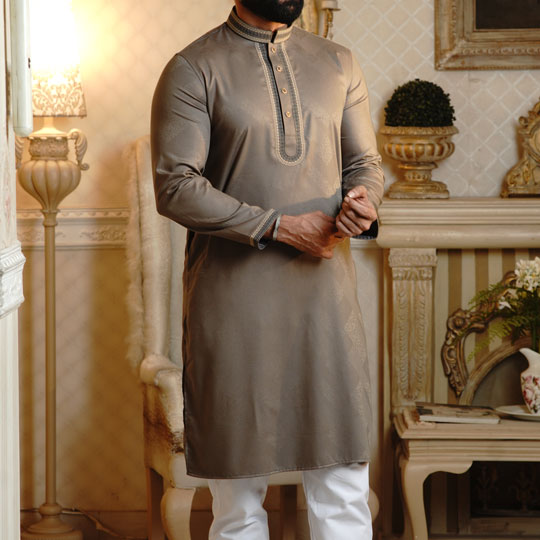 2587