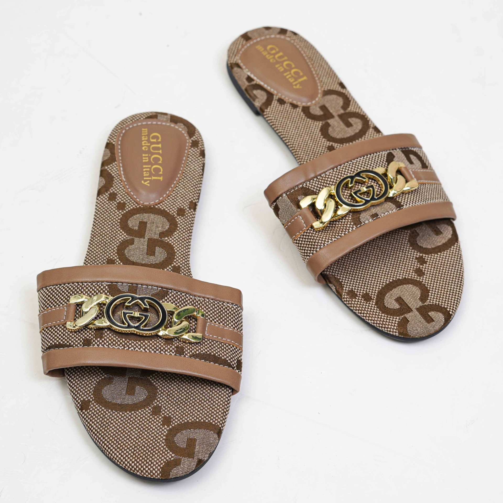 Ladies-Shoe-MW00371_02