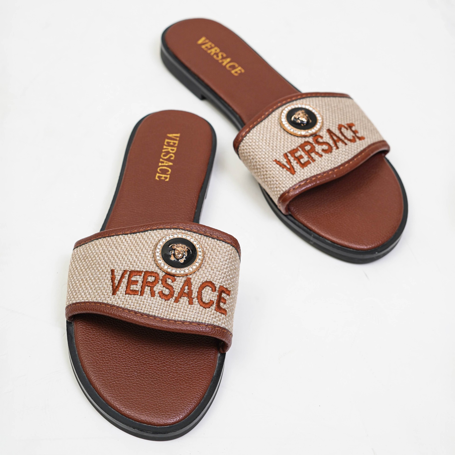 Ladies-Shoe-MW00381_02