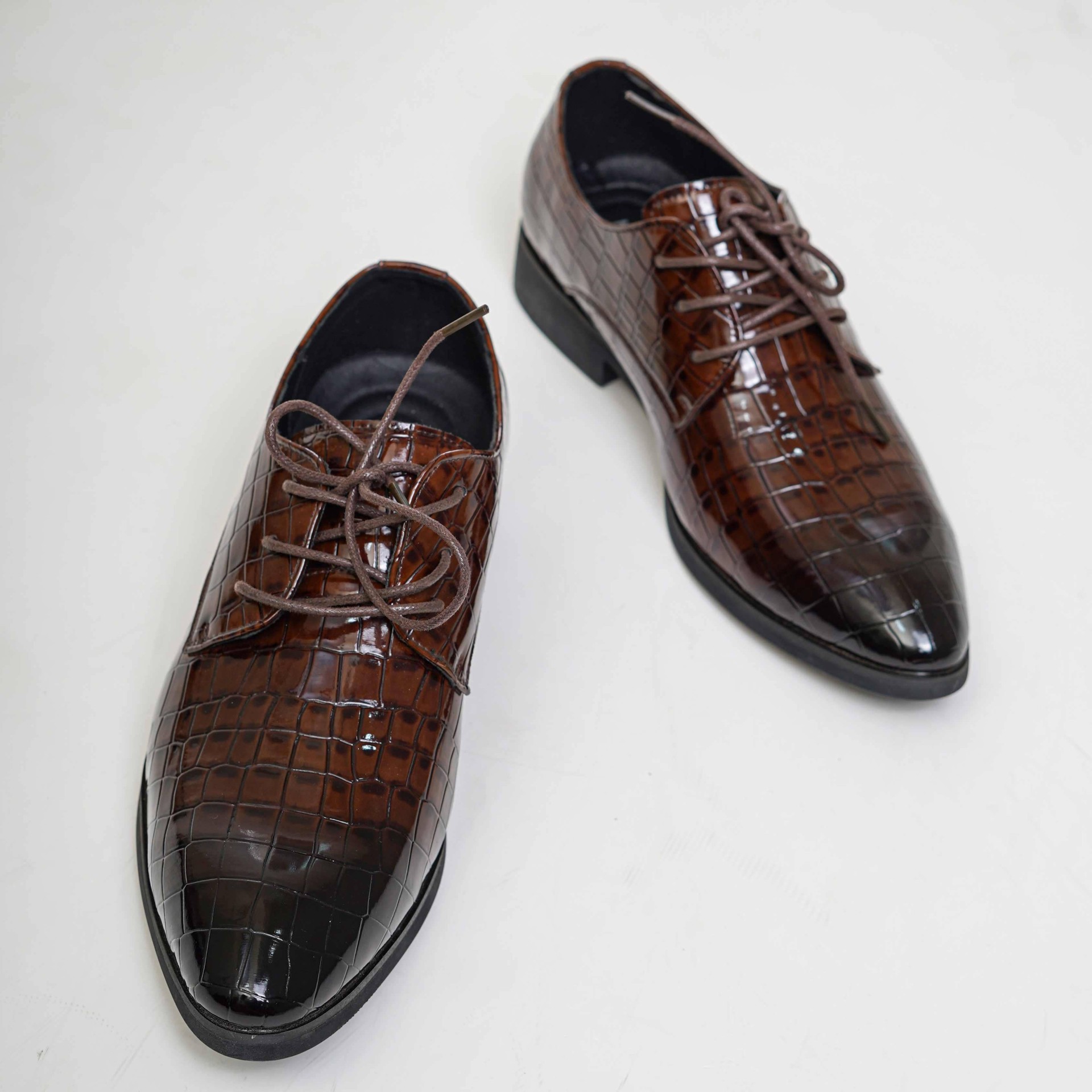 Mens-shoe-MW00021_02